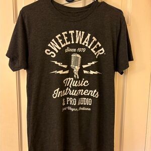 Sweetwater Graphic T-Shirt Size Medium